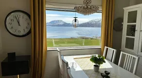 Large apartment with great views - Image 4