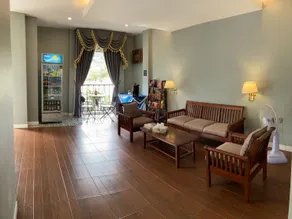 Thong Prachok Hotel - Image 4