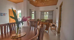 Pascalo Villa Apartment - Image 5