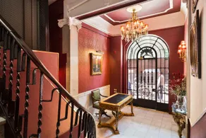Thesuites Barcelona - Image 3