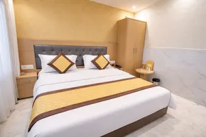 Hotel Orange Retreat - Image 2