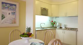 Canico Bay Apartments - Image 4