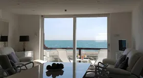 Horizon View - Image 5