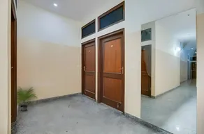 Hotel Noor Plaza - Image 3