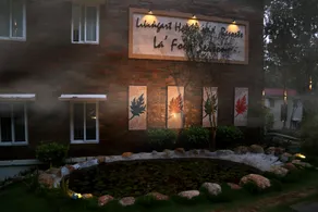 La Four Seasons - Image 3