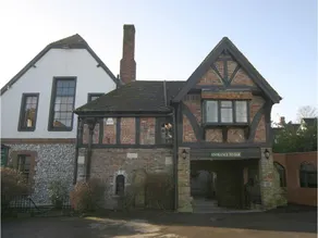 Village House Coaching Inn - Image 4