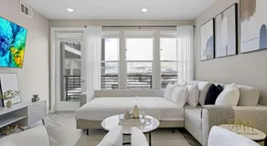 Sparks 2BR Waterfront · Spring Getaway & Rooftop - Image 2