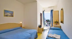 Hotel Riva del Sole - Image 2