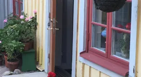 One Room Bed & Breakfast - Image 2