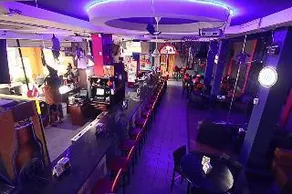 Hotel & Sport Bar Oz - Image 4