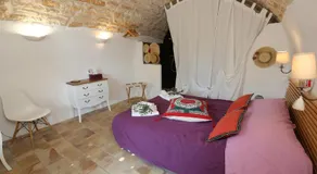 Une Nuit au Village - chambre d'hôtes de charme - Image 2