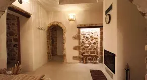 ARETOUSA Private Village Suite - Image 3
