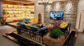 Jacky's Guesthouse - Image 2