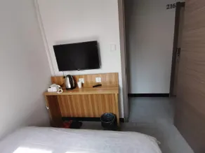 Great Wall Hotel - Image 3