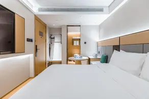 Ji Hotel Shanghai Lujiabang Road Metro Station - Image 4
