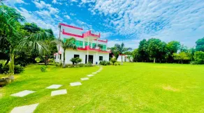 Private farmhouse Gurgoan - Image 5