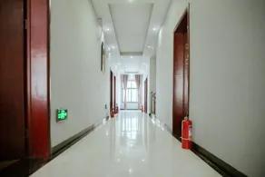 Enjoy Youth Theme Hotel - Image 5