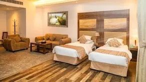 Helat Hotel - Image 1
