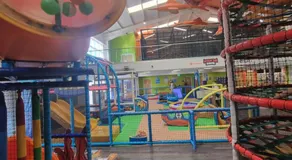 1 minute walk to the beach here! 37 Unity Beach Brightholme Brean sleeps 6 Pet friendly Pets stay free - Image 5