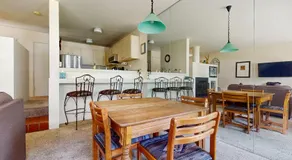 Cozy 1 Bedroom East Vail Condo #2C Shuttle, Hot Tub, and Market on Site - Image 4
