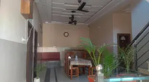 Jrbeer Inn Guest House - Image 3