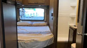 AJ-XL RV Rental - Image 2