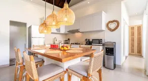 Jungle Amaranth Villa Canggu - Exclusive 3BR Retreat with Pool, Modern Amenities and Top Location - Image 3