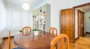 Ybarra apartment by People Rentals - Image 4