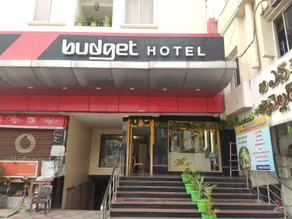 Budget Hotel - Image 3