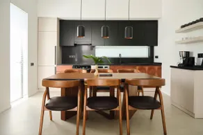 Ashta Suites / Color Block - Image 4