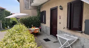 Il Cortile Como Single & Double Room in apartment NO HOTEL - Image 4