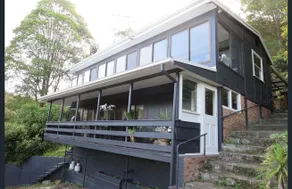 Secluded Waterfront house on rainforest acerage - Image 2