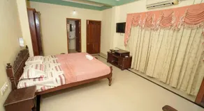 Sree Mookambika Beach Resort - Image 4