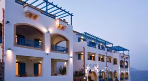 Romantica Hotel Apartments - Image 3