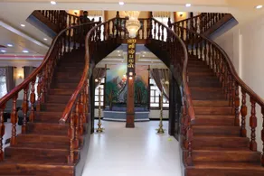 Hajiz Palace - Image 3