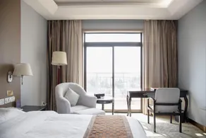 Xingping Jinghai Business Hotel - Image 2