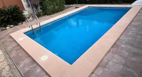 Spanish Pool vacation LFG - Image 4