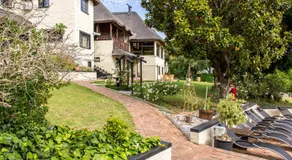 Winelands Villa Guesthouse and Cottages - Image 5