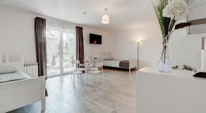 Pod Winogronem - Apartamenty z basenem i wyżywieniem - Image 2