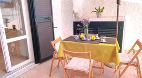 MALUMIERE APARTMENT Lovely and charming retreat in the heart of Ponza Port - Image 5