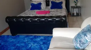 Ruros Guest House - Image 2