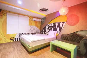 Cheongdo Car w Self check-in Motel - Image 3