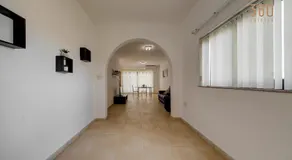 Cosy 2BR penthouse with private balcony by 360 Estates - Image 5