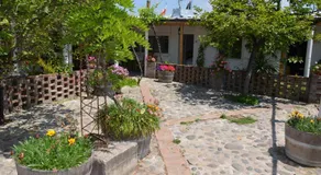 Hostal Petit Verdot - Image 5