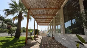 Asterias Premium Holiday Apartments - Image 5