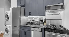 Bold Manhattan Base in Prime Nolita - Image 3
