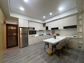 Hi House - Image 2