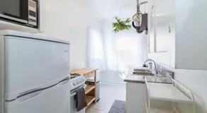 Sunny Boho Chic West Hollywood Flat! - Image 4