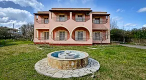 Adonis Apartments - Image 3