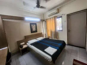 Hotel Abhishek - Image 3